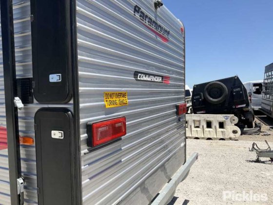 2018 Paramount Commander