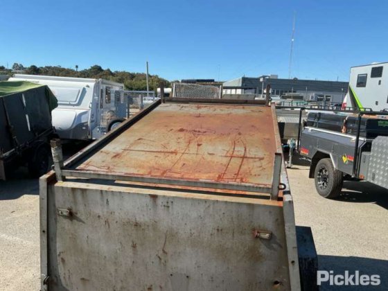 2015 Loadstar Trailers Box Top