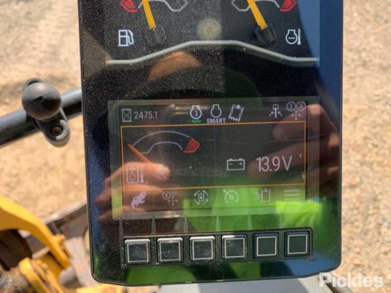 キャタピラー 301.7CR