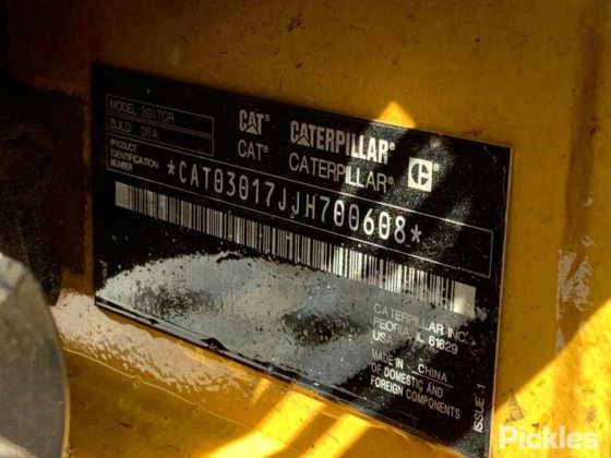 キャタピラー 301.7CR