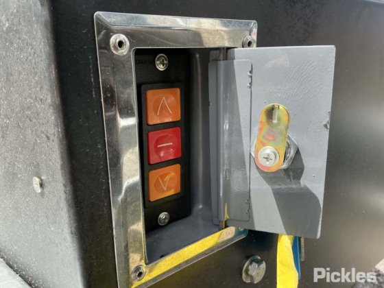 2025 绿色有限公司