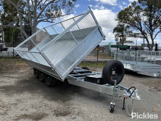 2025 绿色有限公司