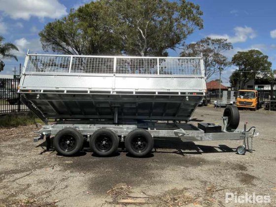 2025 绿色有限公司