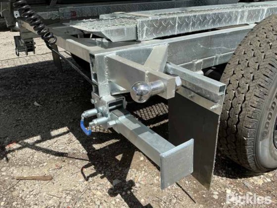 2025 绿色有限公司