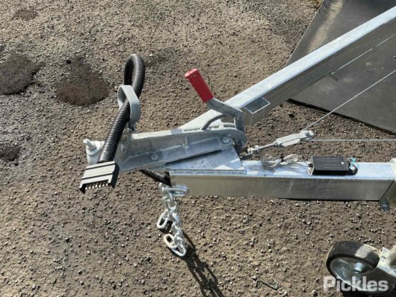 2025 绿色有限公司