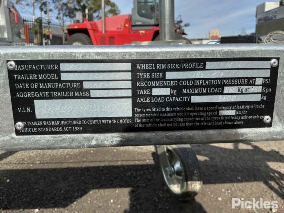 2025 绿色有限公司