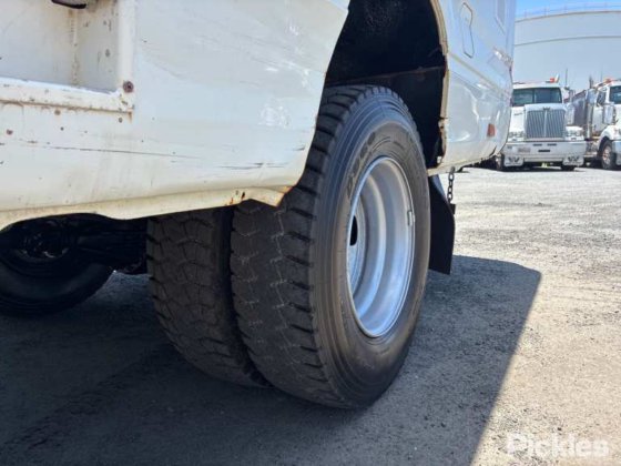 2019款丰田考斯特