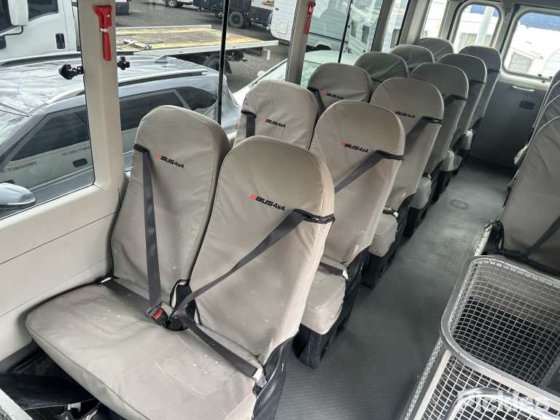 2019款丰田考斯特