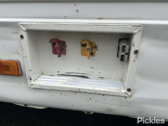 2019款丰田考斯特