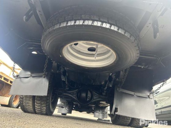 2019款丰田考斯特