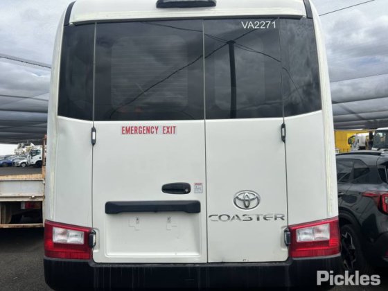 2019款丰田考斯特