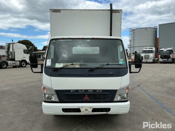 2007年三菱扶桑Canter 7/800