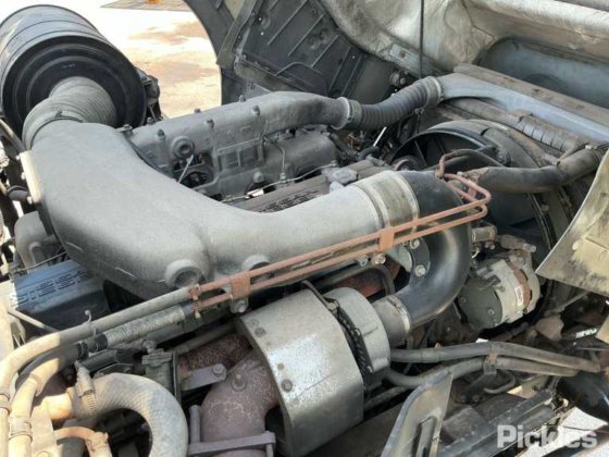 2002 日产 UD CK320