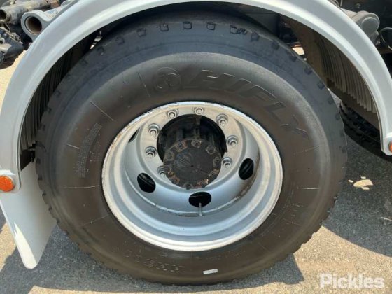 2002 日产 UD CK320