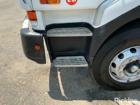 2002 日产 UD CK320