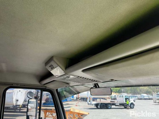 2002 日产 UD CK320