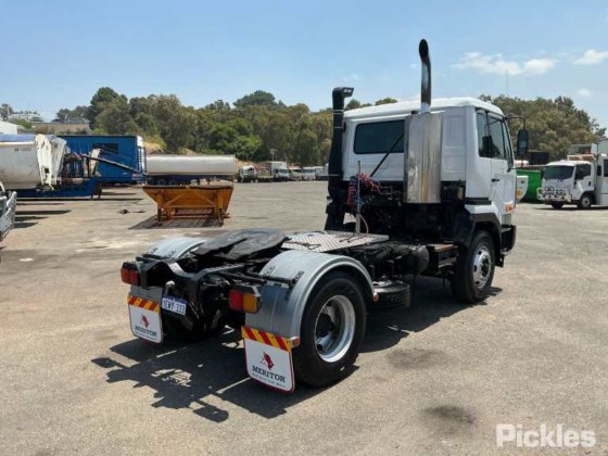 2002 日产 UD CK320