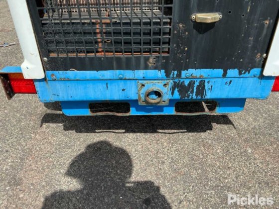 2011 年力能源设备