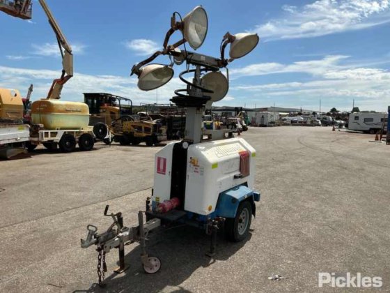 2011 年力能源设备