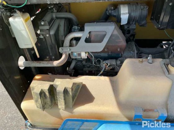 2011 年力能源设备