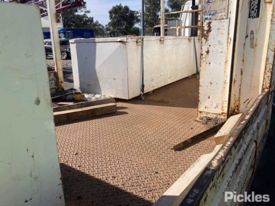 2007年产伊苏兹尼普斯