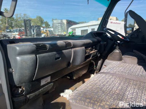 2007年产伊苏兹尼普斯