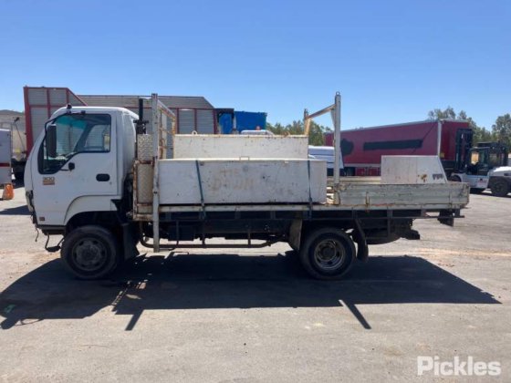 2007年产伊苏兹尼普斯