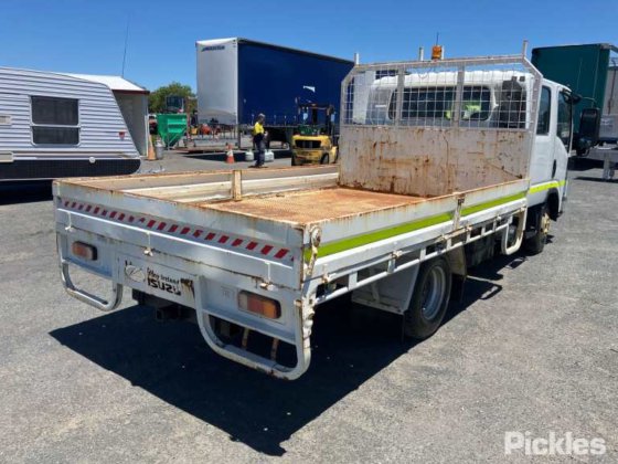 2010五十铃NNR 200