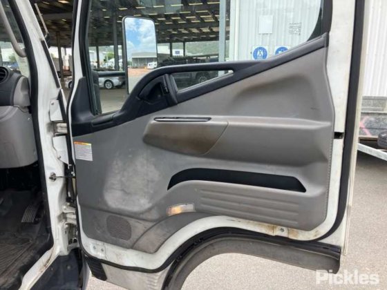 2017 三菱ふそう キャンター 515