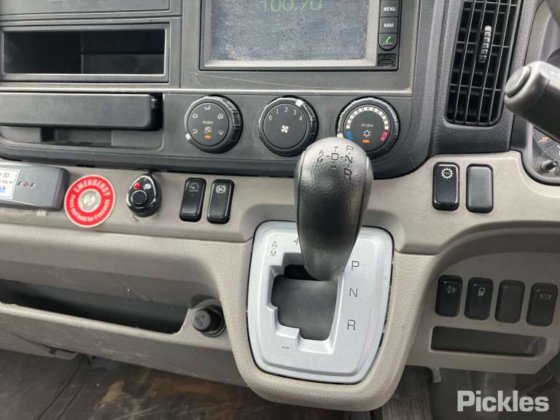 2017 三菱ふそう キャンター 515