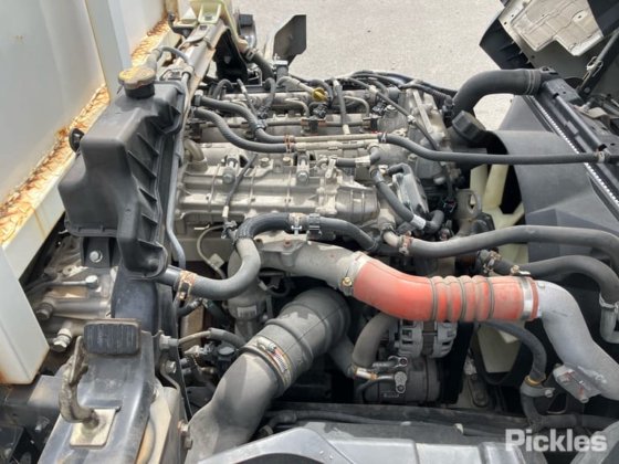 2017 三菱ふそう キャンター 515