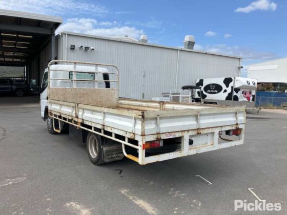 2017 三菱ふそう キャンター 515