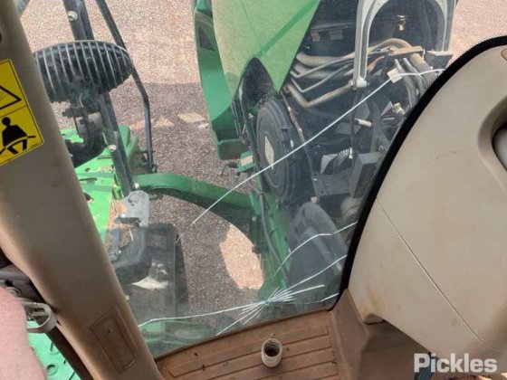 ジョンディア 8370RT