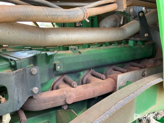 ジョンディア 8370RT