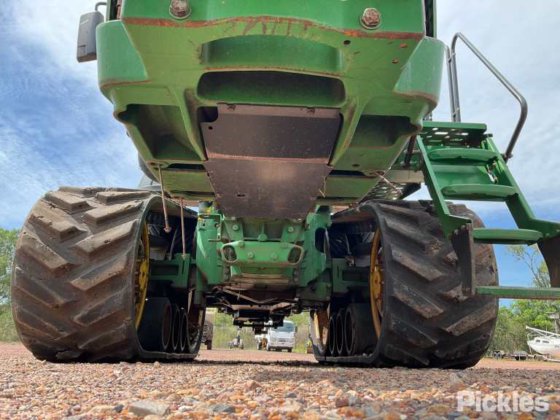 ジョンディア 8370RT