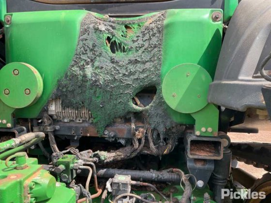 ジョンディア 8370RT