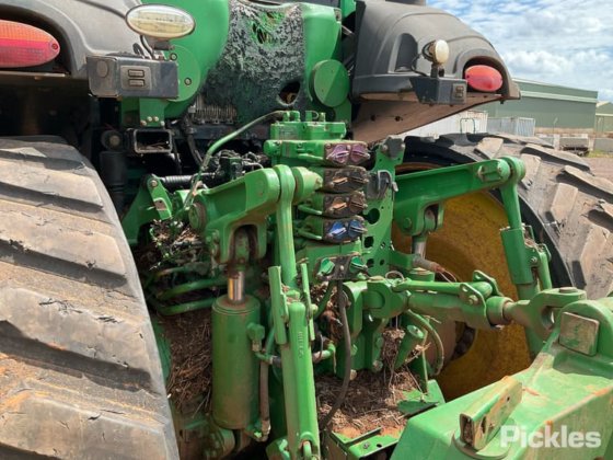 ジョンディア 8370RT