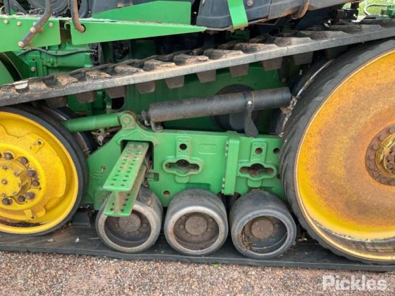 ジョンディア 8370RT