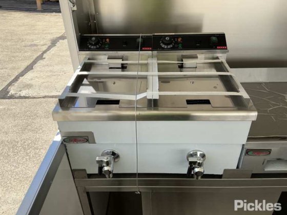 2025 绿色有限公司