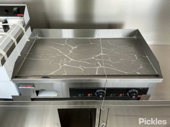 2025 绿色有限公司