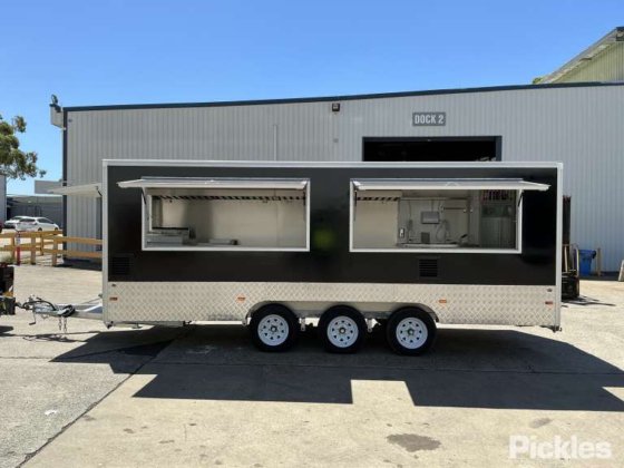 2025 绿色有限公司