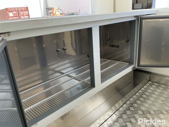 2025 绿色有限公司