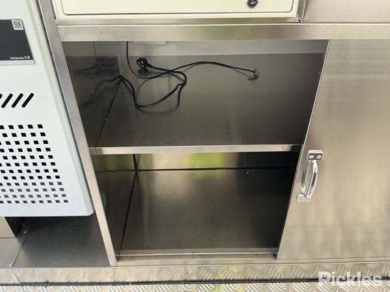 2025 绿色有限公司