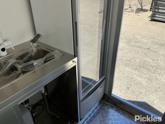 2025 绿色有限公司