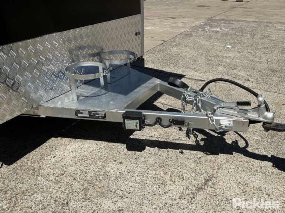 2025 绿色有限公司