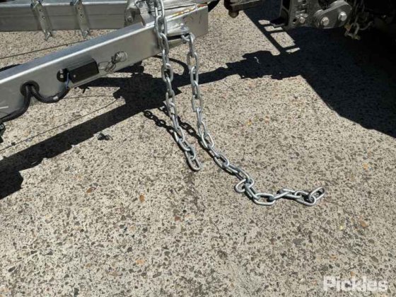 2025 绿色有限公司