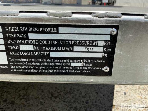 2025 绿色有限公司