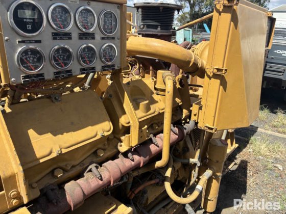 キャタピラー発電機