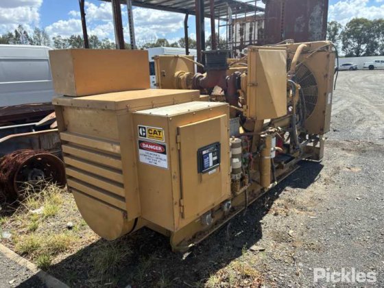 キャタピラー発電機