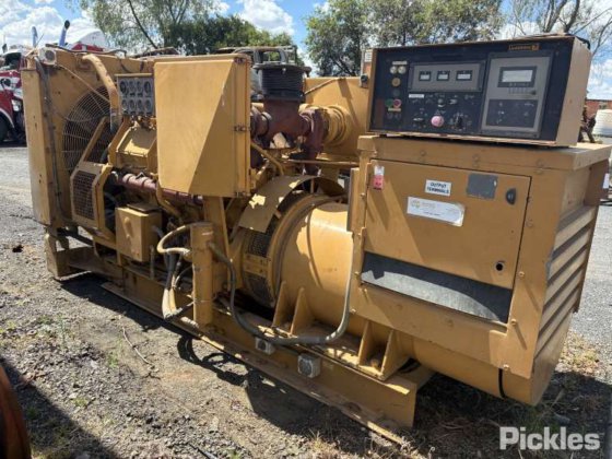 キャタピラー発電機